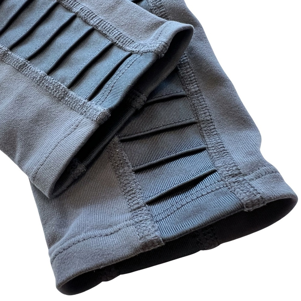 alo High Waist Moto Legging Gray Mixed Media Panel XS 2 4 - Picture 12 of 16